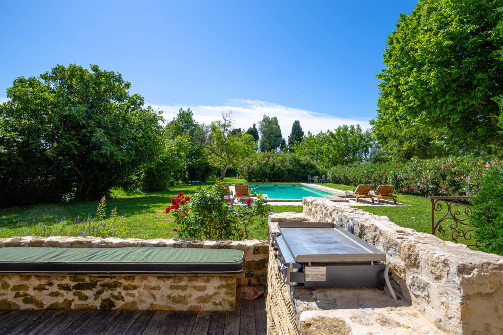 Photographs of Mas de la Sorgue villa in Provence - Image 25 of 45