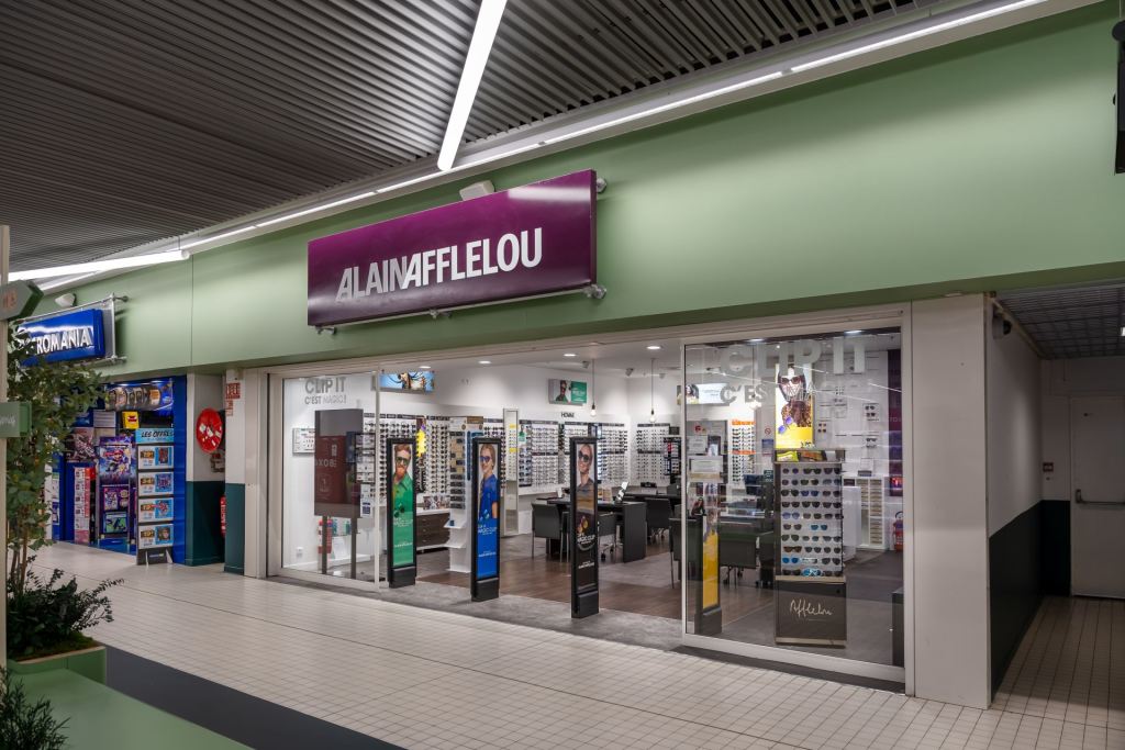 Magasin Opticien C.C. Auchan 90160 BESSONCOURT extérieur