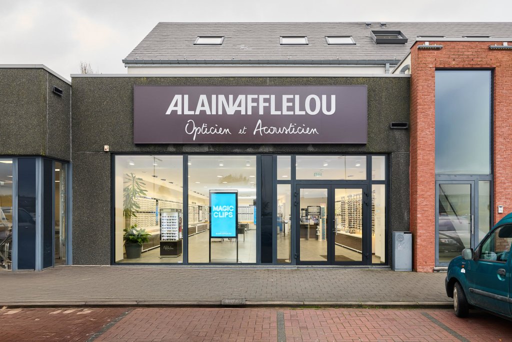 Magasin Opticien Chaussée de Couvin, 95 6460 CHIMAY extérieur