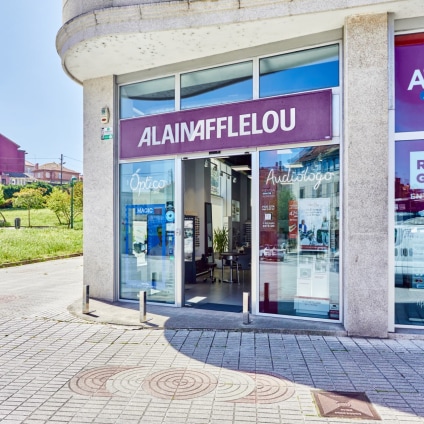 Tienda audiólogo Calle Tomas Paredes, 1 , Bajo 2 Barrio Bouzas 36208 VIGO