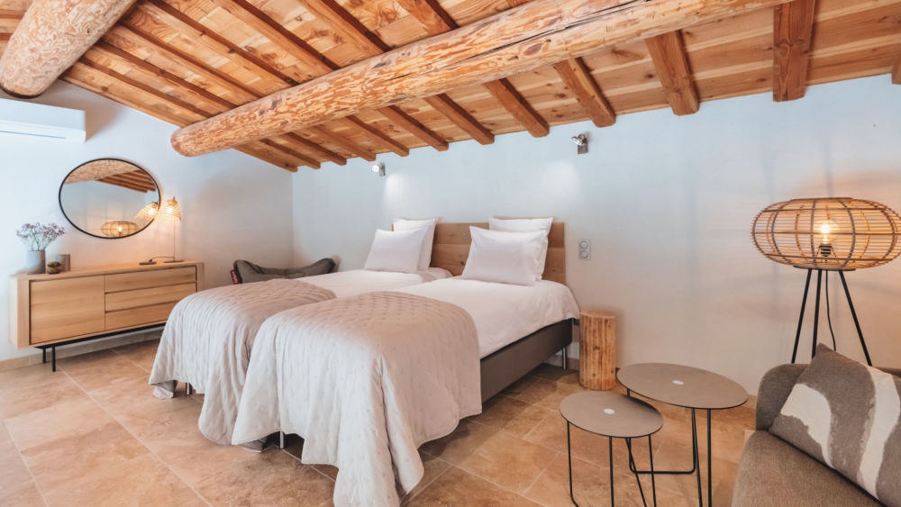 Photographs of Mas de l’Atlas villa in Provence - Image 37 of 45