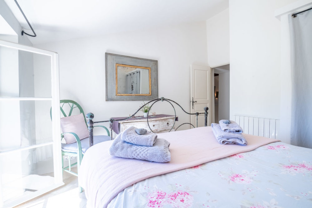 Photographs of Les Vignes villa in Provence - Image 30 of 46
