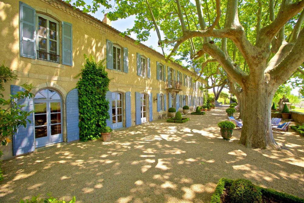 Photographs of Mas de Paradis villa in Provence - Image 4 of 49