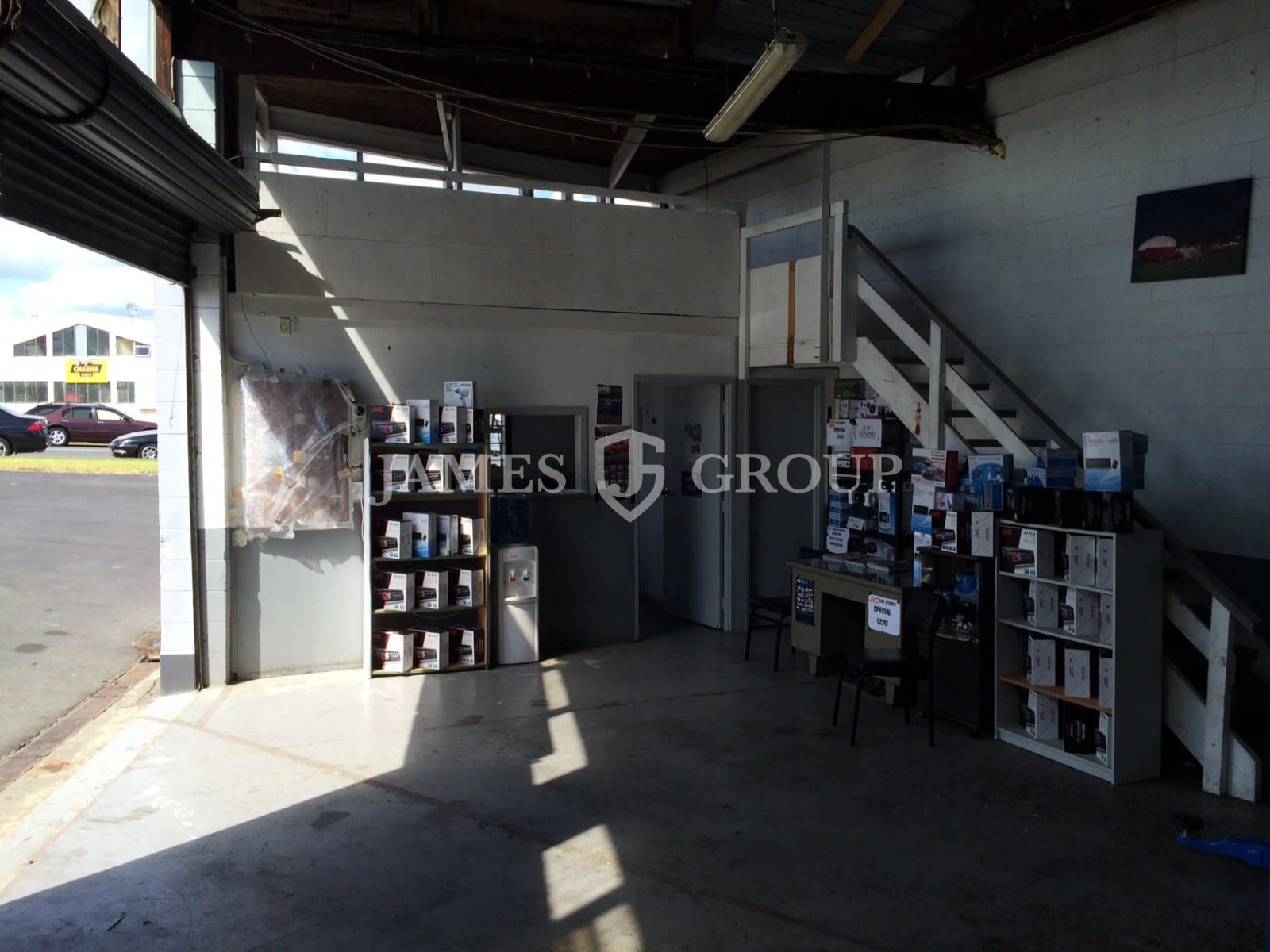 Bite-sized Pakuranga Unit + Profile | 77m²