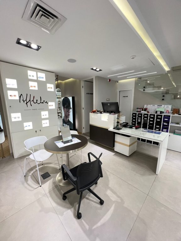Magasin Opticien 191 Boulevard Ghandi 20380 CASABLANCA intérieur