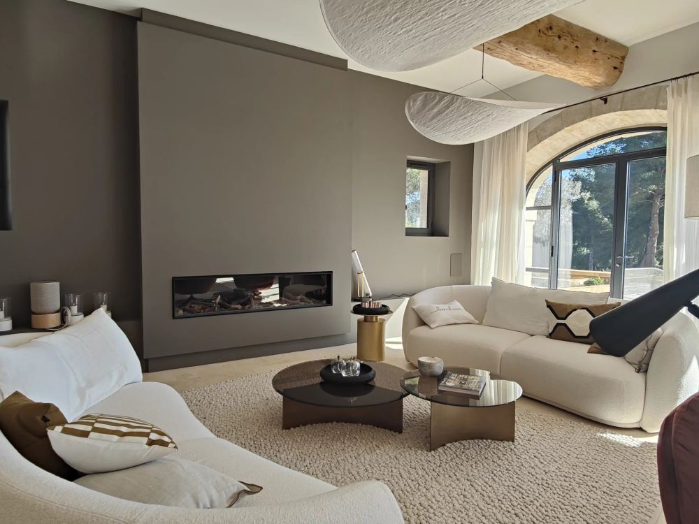 Photographs of Mas des Crêtes villa in Provence - Image 10 of 41