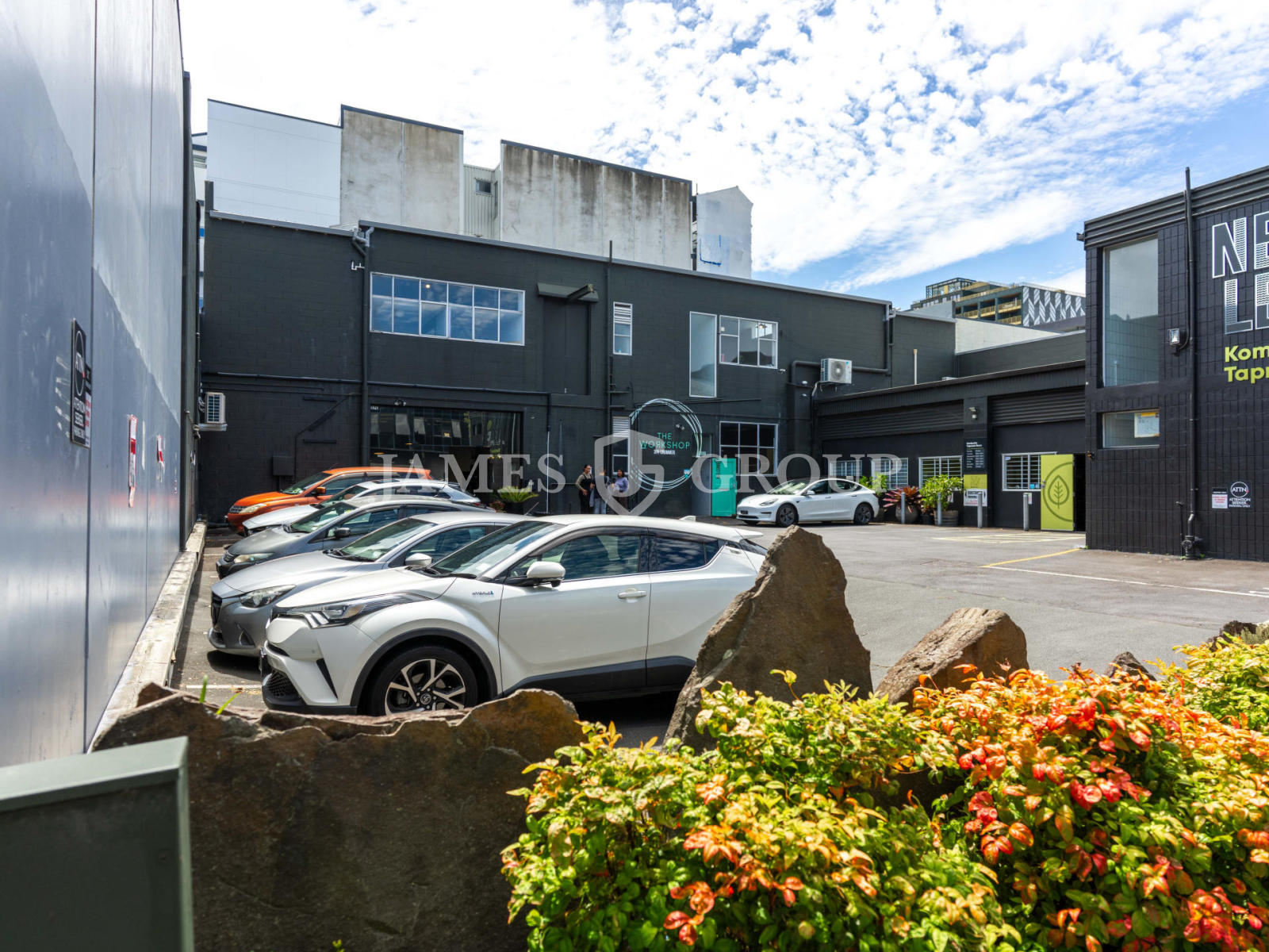 Well Located 328m² Office Space