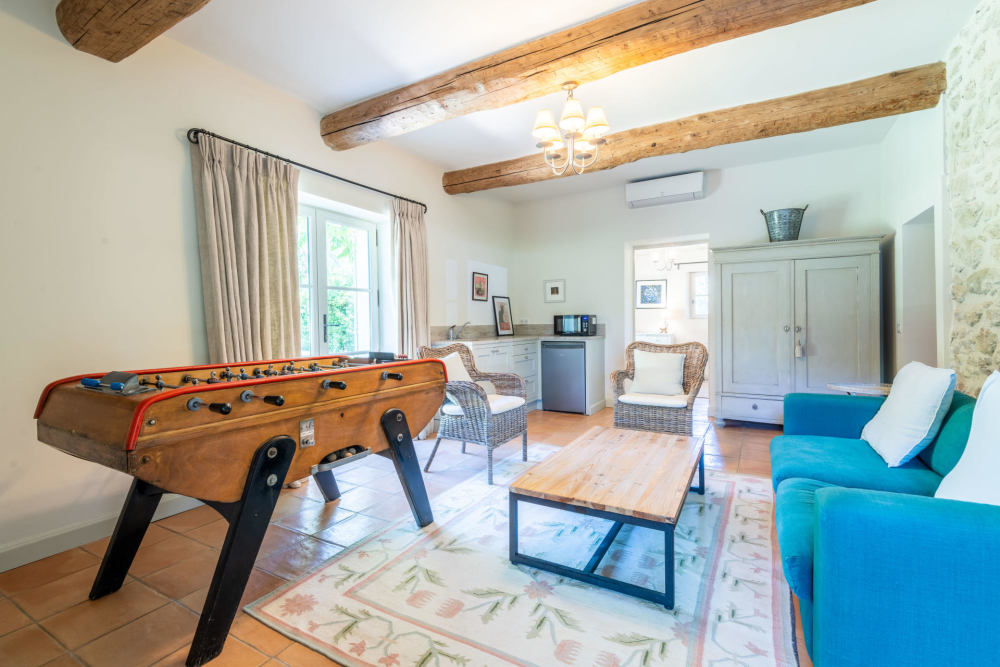 Photographs of Mas du Cardinal villa in Provence - Image 39 of 49