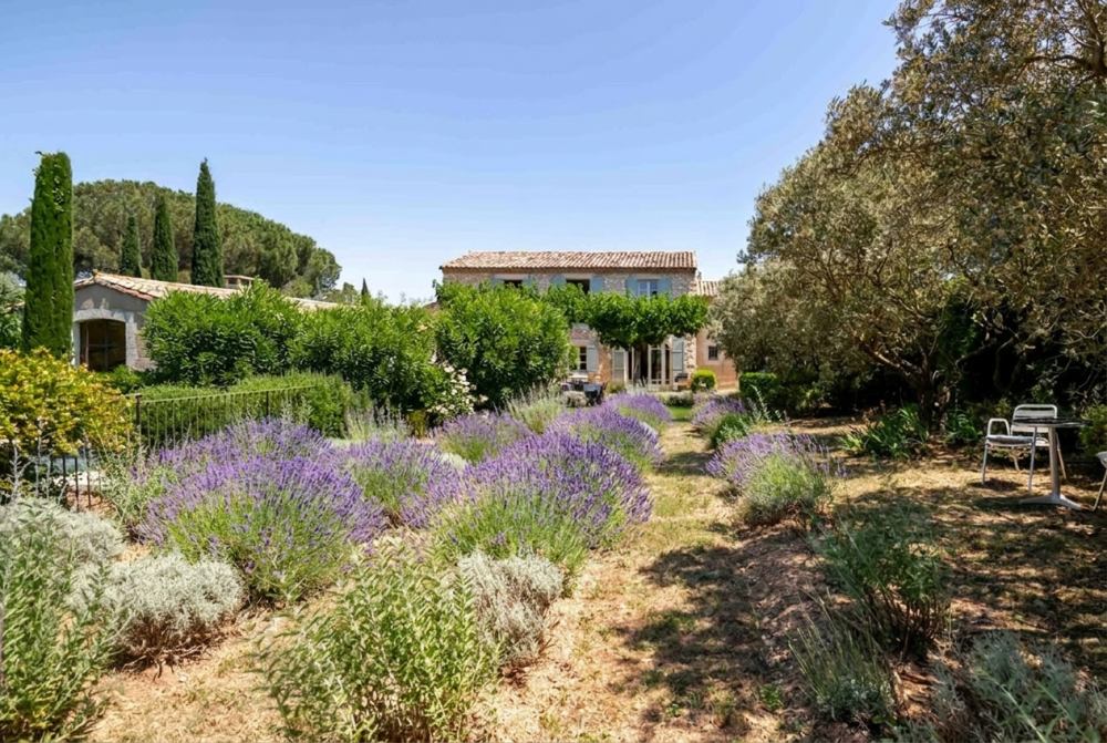 Photographs of Villa Symphonie villa in Provence - Image 23 of 41