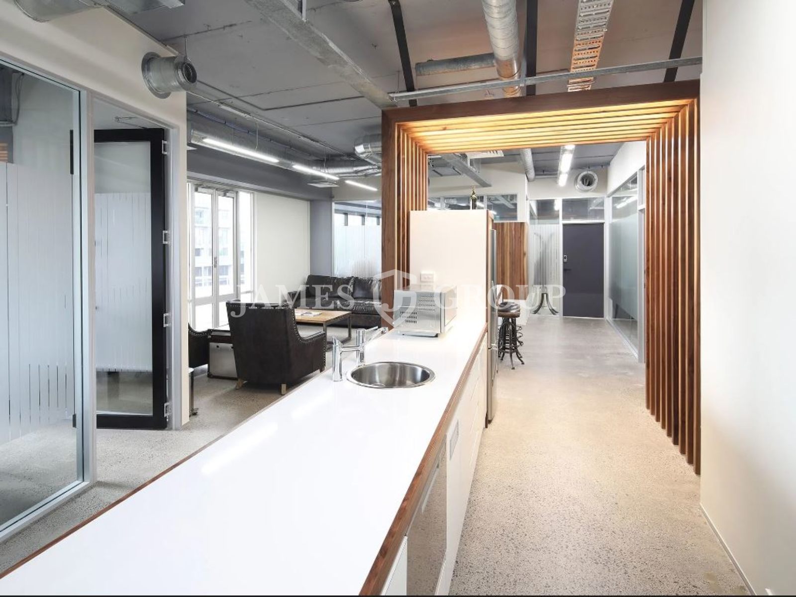 225m² Office Space With Views And Amenities