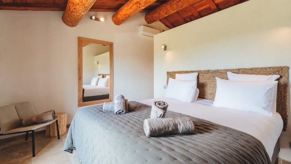 Photographs of Mas de l’Atlas villa in Provence - Image 29 of 45