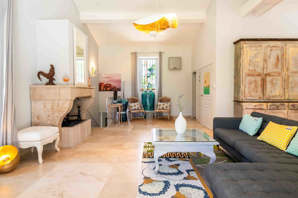 Photographs of Le Repaire de Gordes villa in Provence - Image 7 of 28