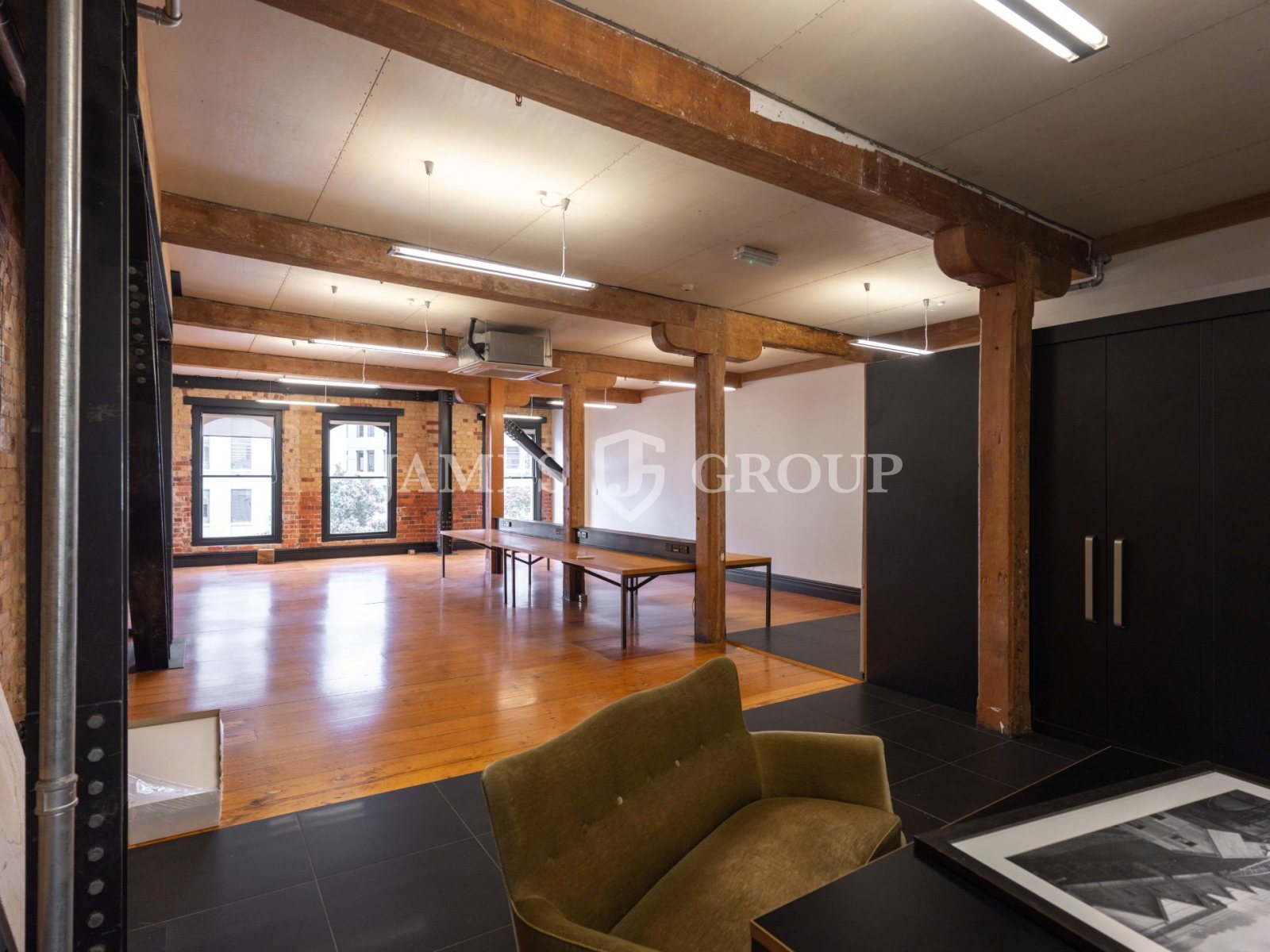 Available Now: 122m² Office Space On Fanshawe
