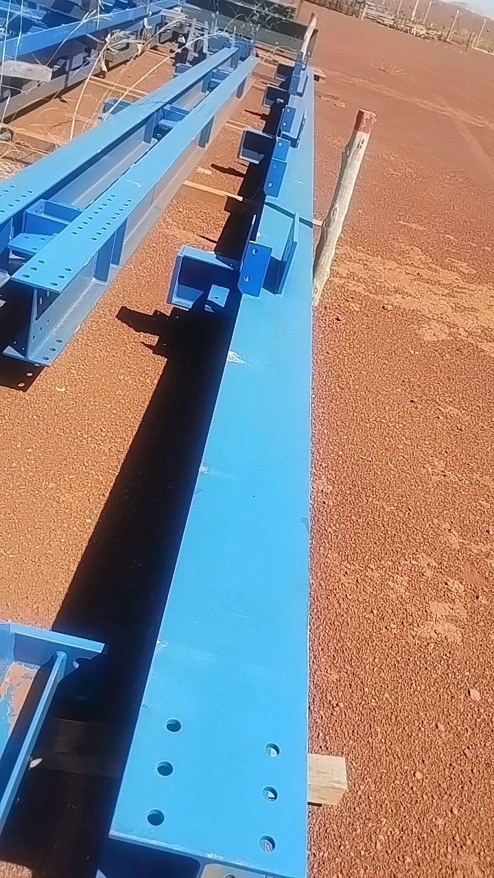 Lot of Metal Structures Conveyors / Street 2 /BOX C4