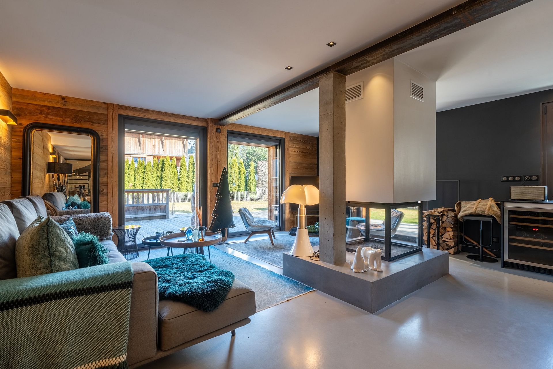 8 bed Chalet For Sale in Les Aravis, French Alps