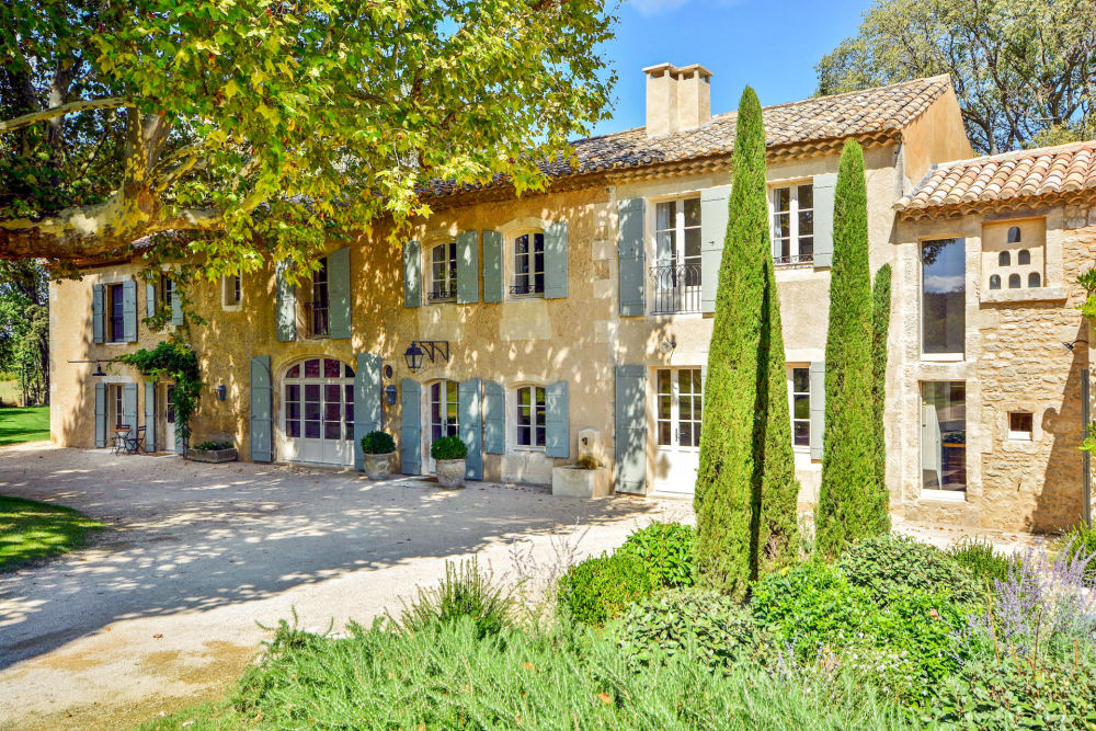 Photographs of Mas du Cardinal villa in Provence - Image 17 of 49
