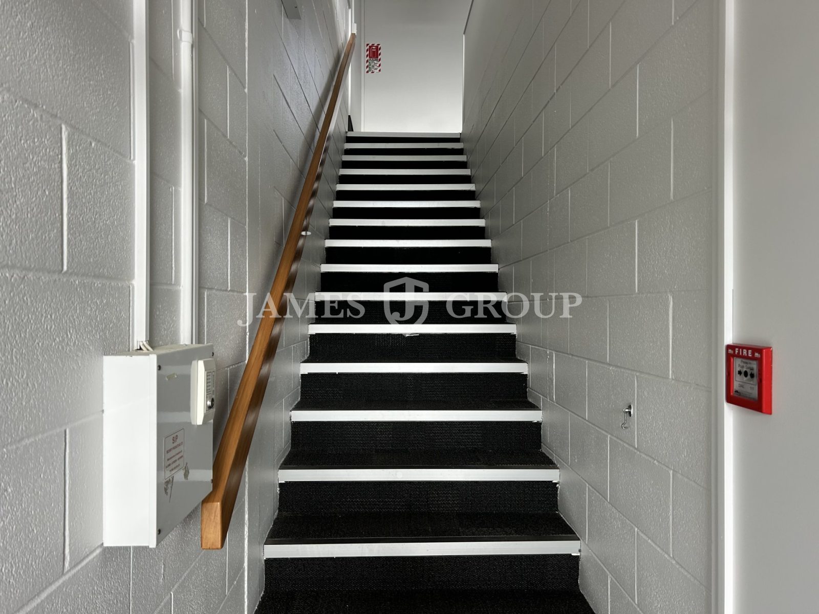Tidy 65m² St Heilers Office With Meeting Room