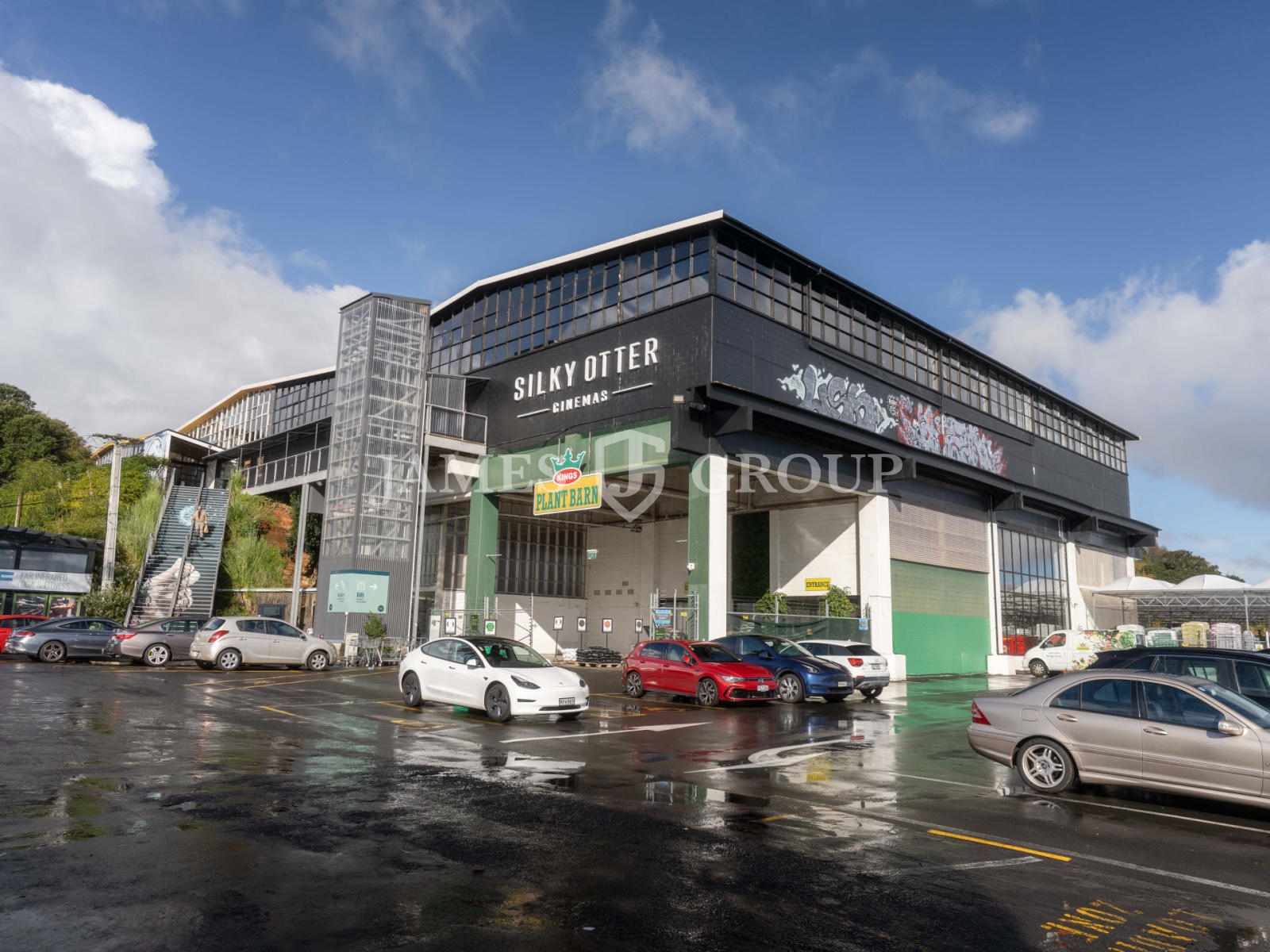 Tucked-away Boutique Retail In Remuera