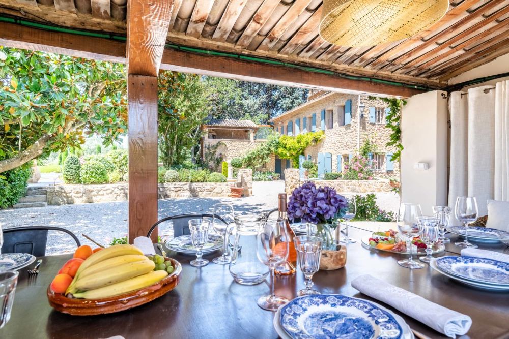 Photographs of Mas Hosanna villa in Provence - Image 7 of 49