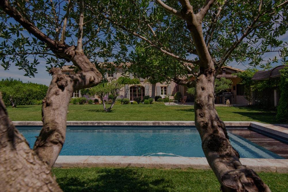 Photographs of Mas de Isa villa in Provence - Image 39 of 41