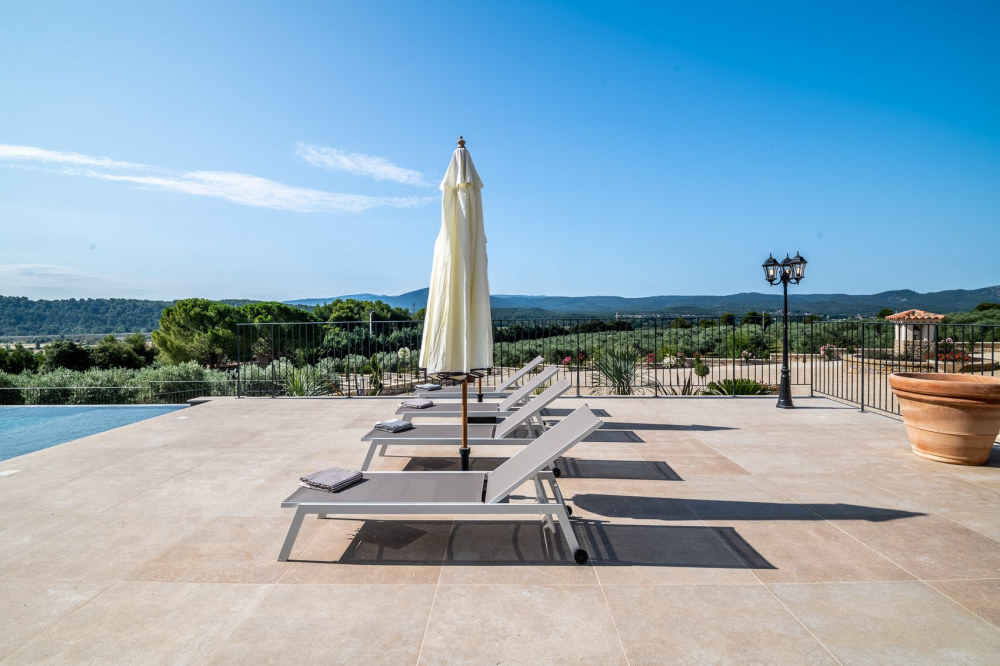 Photographs of Villa Elegance4 villa in Provence - Image 2 of 41