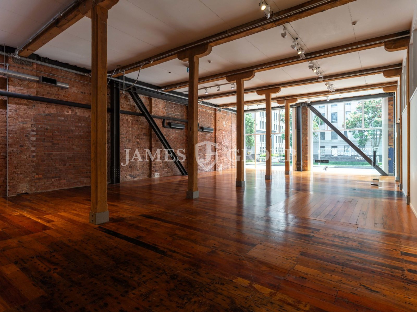 165m² Office Space With Flexible Lease Options