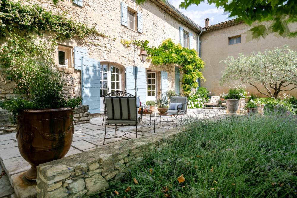 Photographs of Mas Hortensia villa in Provence - Image 45 of 46