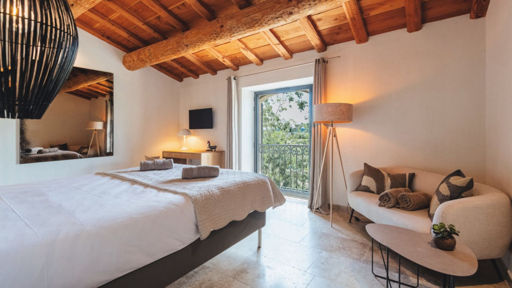 Photographs of Mas de l’Atlas villa in Provence - Image 28 of 45