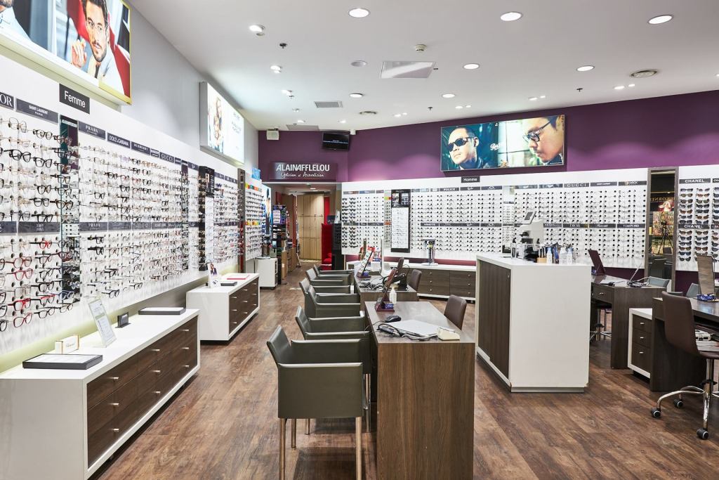 Magasin Opticien C.C. Cap 3000 06700 SAINT-LAURENT-DU-VAR intérieur