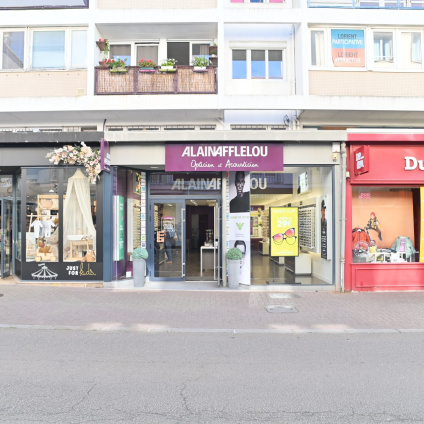Magasin Opticien 3 rue de l'Assemblée Nationale 56100 LORIENT intérieur