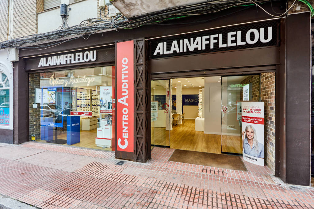 Tienda Óptico Avenida de Jesús Rescatado 4 14007 Córdoba