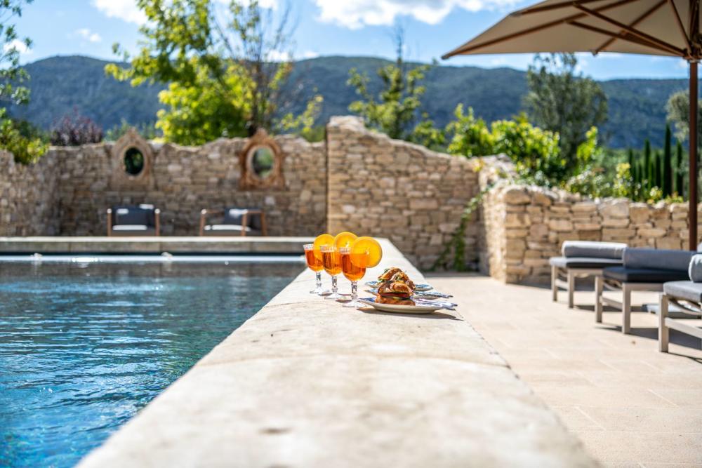Photographs of Domaine du Lys villa in Provence - Image 35 of 45