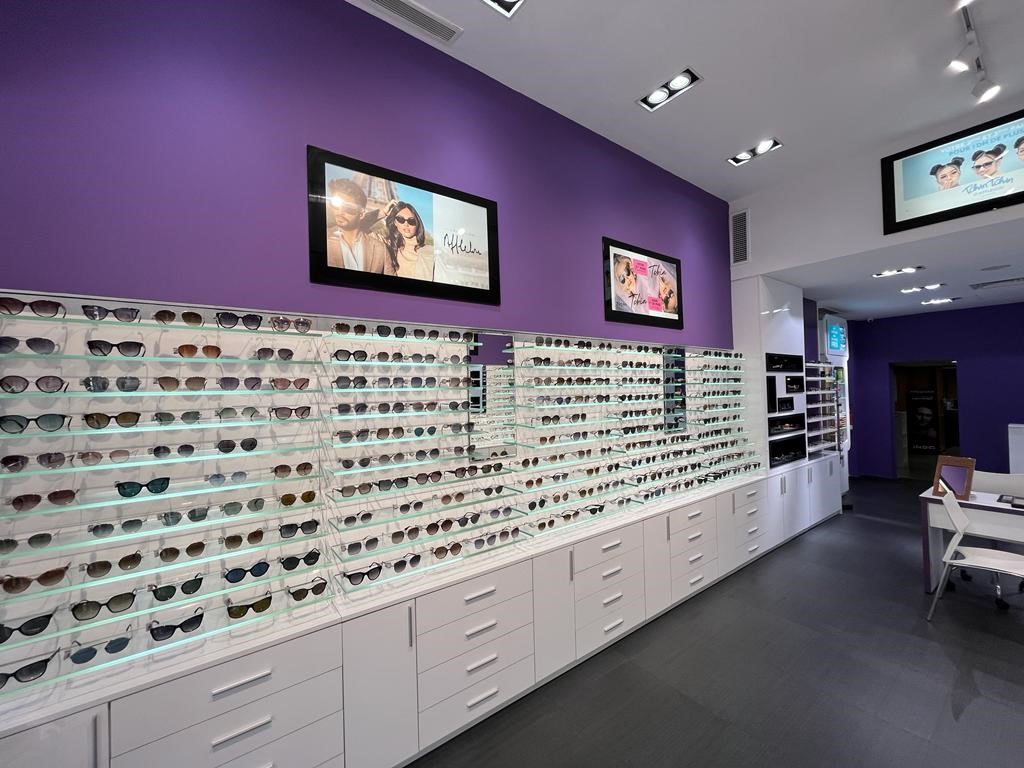 Magasin Opticien 59 Rue Al Fourate-Maarif 20330 CASABLANCA intérieur