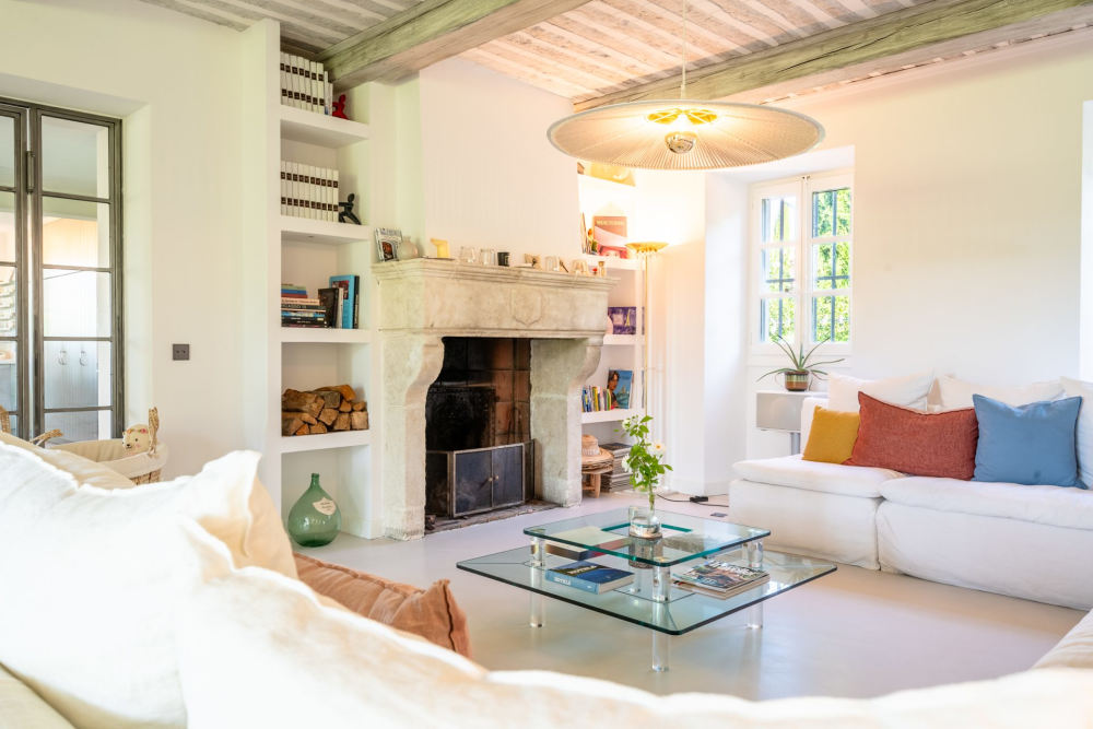 Photographs of Mas Cédrat villa in Provence - Image 12 of 56