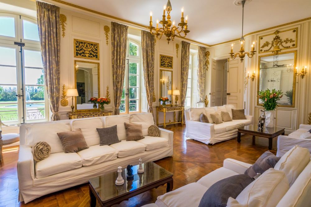 Photographs of Chateau Rhone Provence villa in Provence - Image 5 of 52