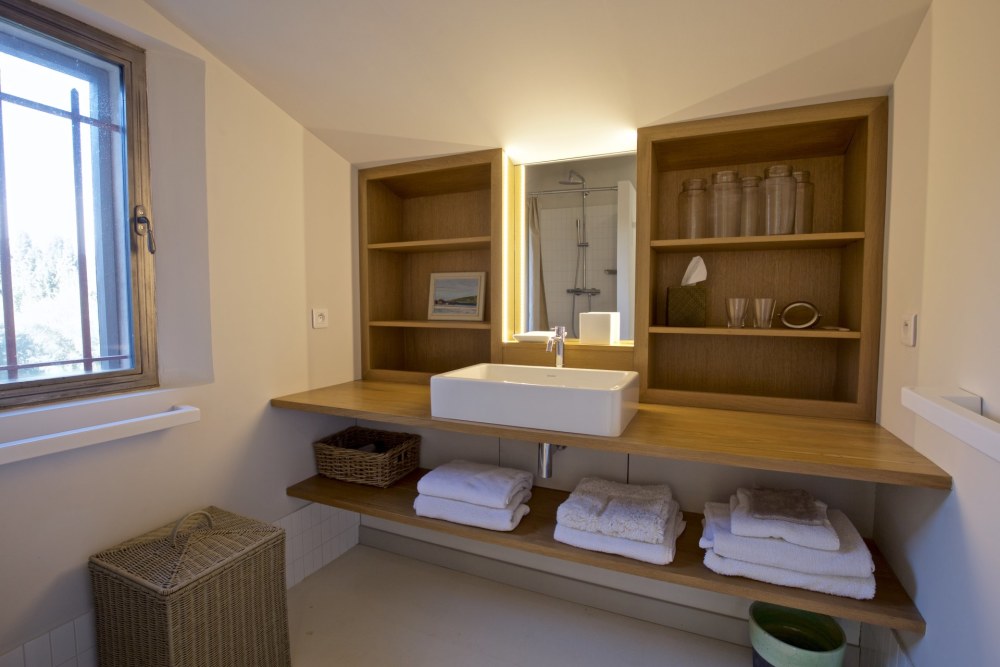 Photographs of Mas des Randonneurs villa in Provence - Image 38 of 41