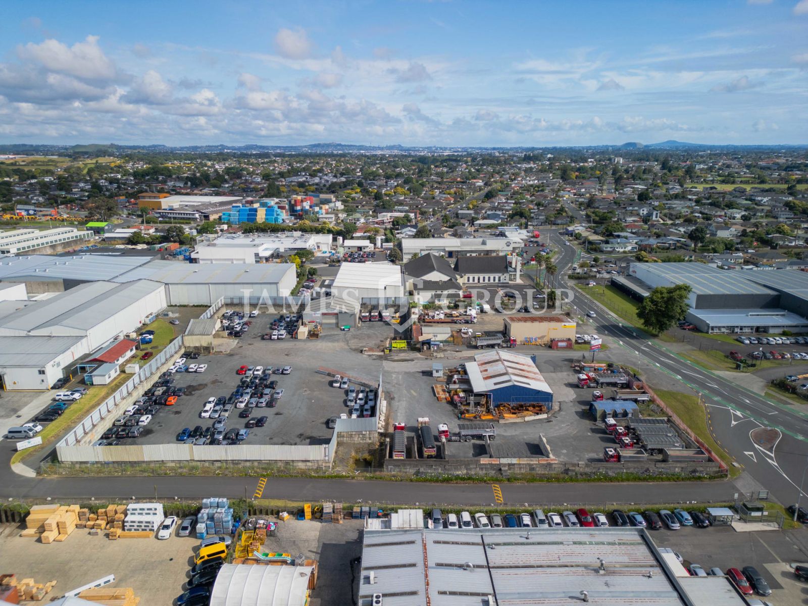 Industrial Yard With Workshop & Wash Bay
