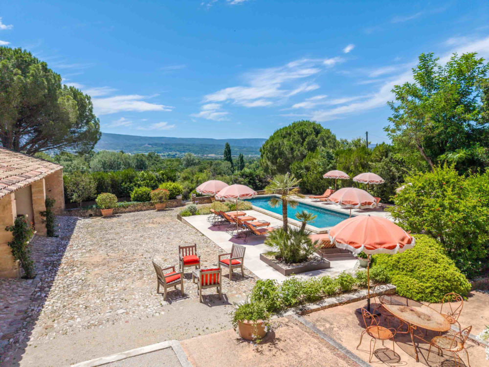 Photographs of Mas des Traditions villa in Provence - Image 15 of 41