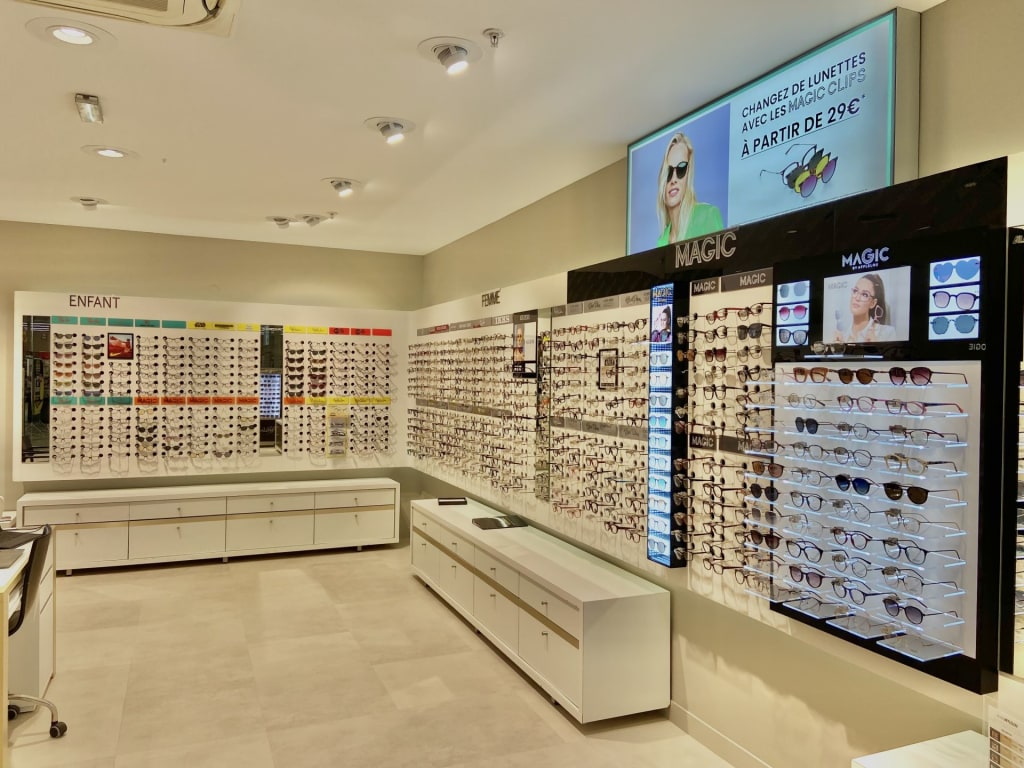 Magasin Opticien C.C. Carrefour Metz Technopôle 57070 METZ intérieur
