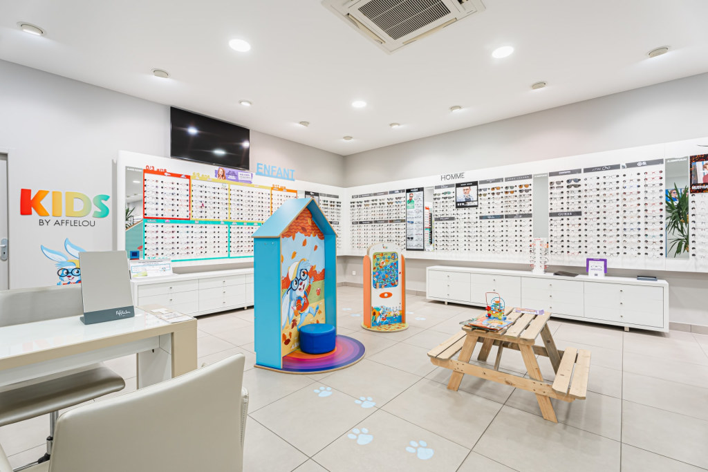 Magasin Opticien ZAC de Bellevue 85600 MONTAIGU-VENDÉE intérieur