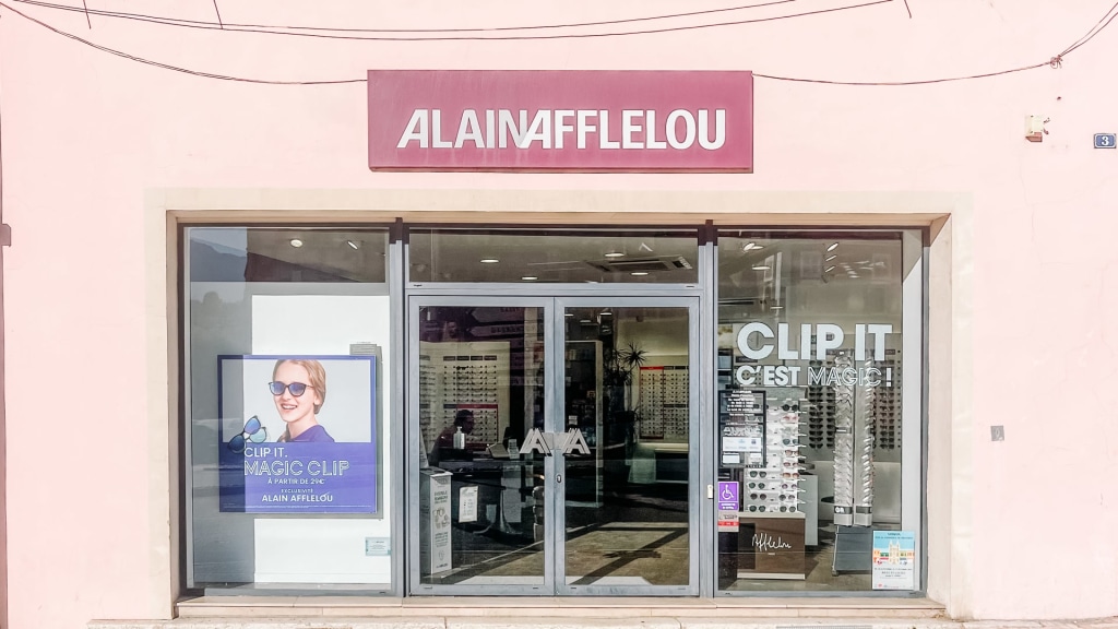 Magasin Opticien 3 place de la République 38500 VOIRON
