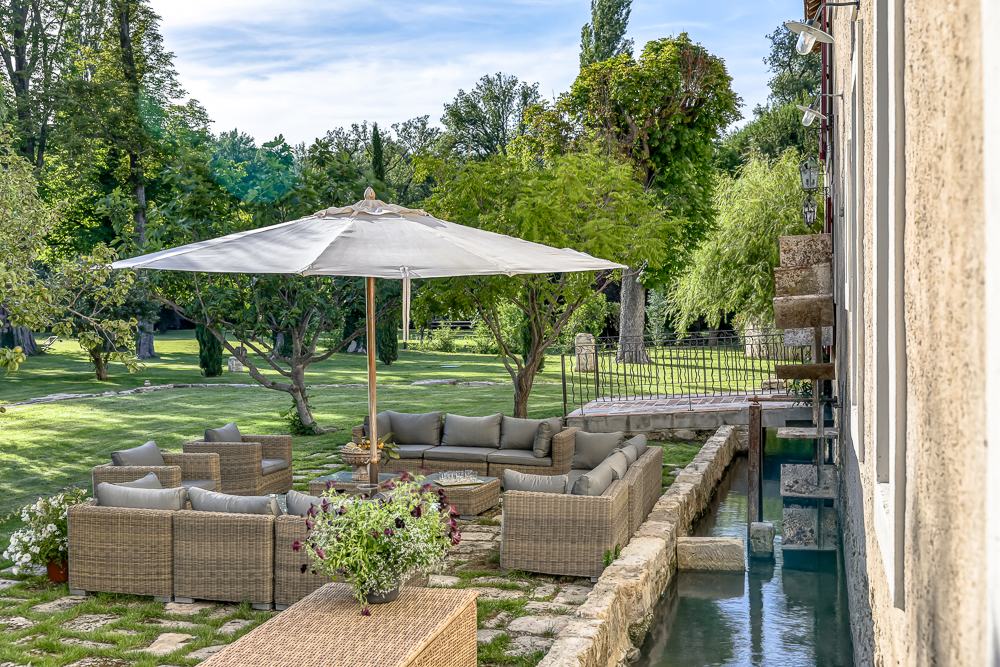 Photographs of Mas des Reflets villa in Provence - Image 22 of 61