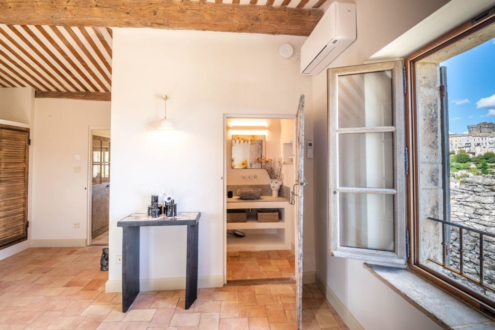 Photographs of Mas des Altesses villa in Provence - Image 21 of 38
