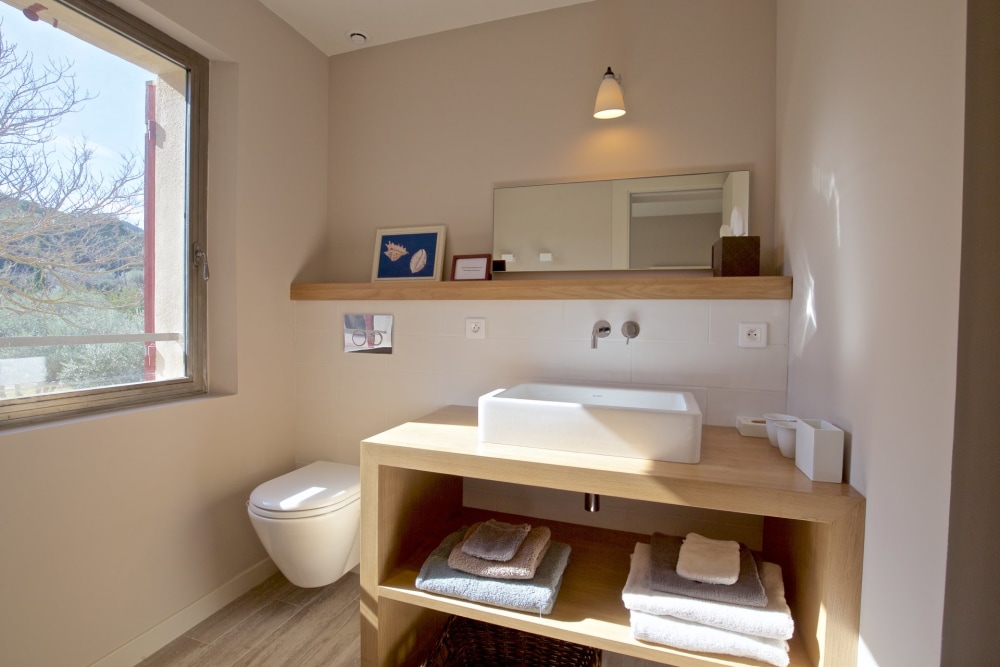 Photographs of Mas des Randonneurs villa in Provence - Image 28 of 41