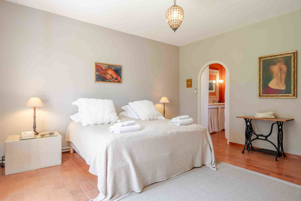 Photographs of Bastide de La Douceur villa in Provence - Image 22 of 31