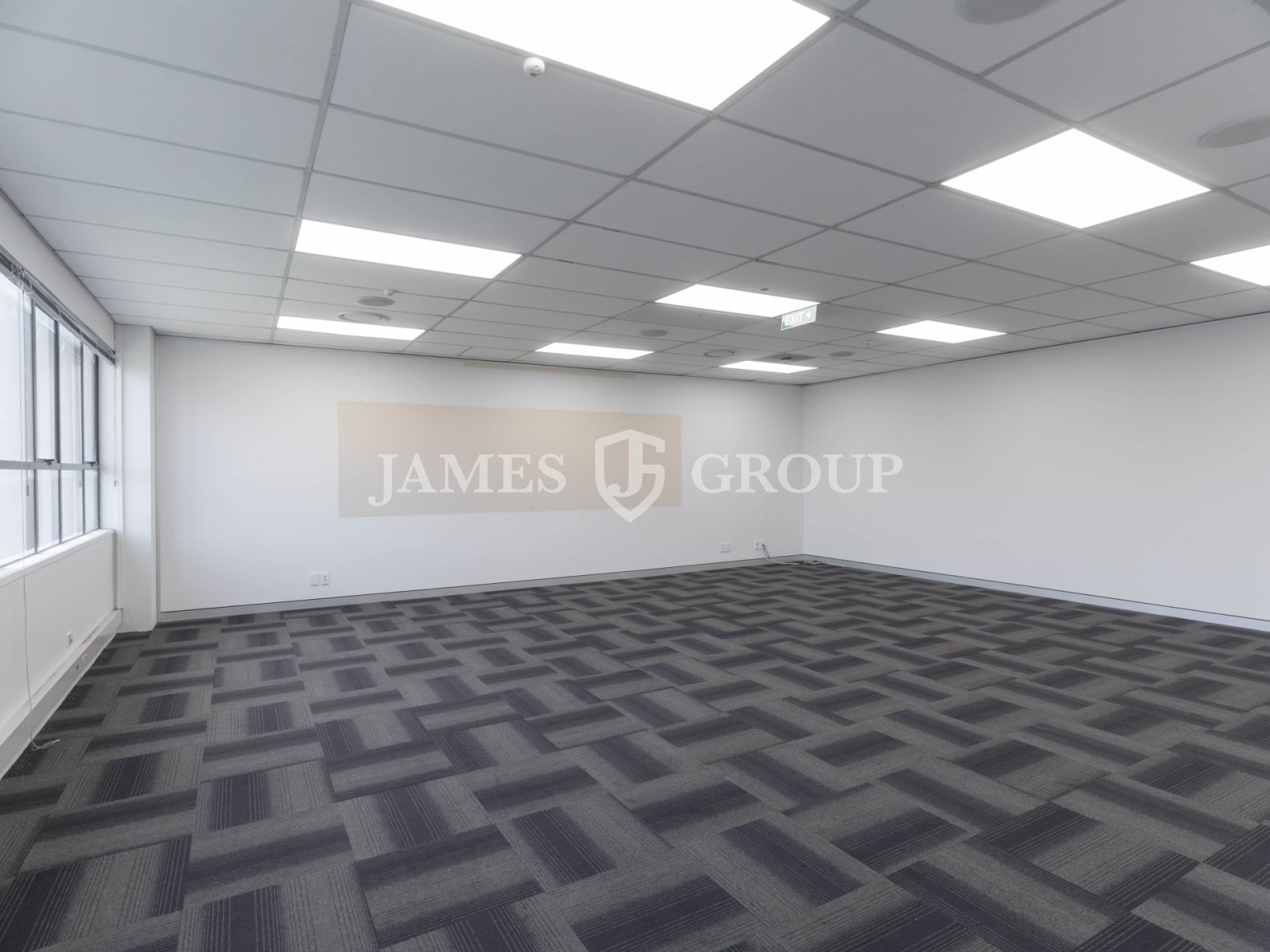 82m² Open-plan Office In Prime City Fringe Spot