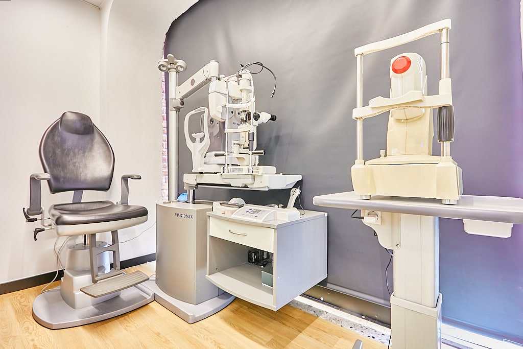 Tienda Óptico CALLE ORENSE 23 28020 MADRID interior