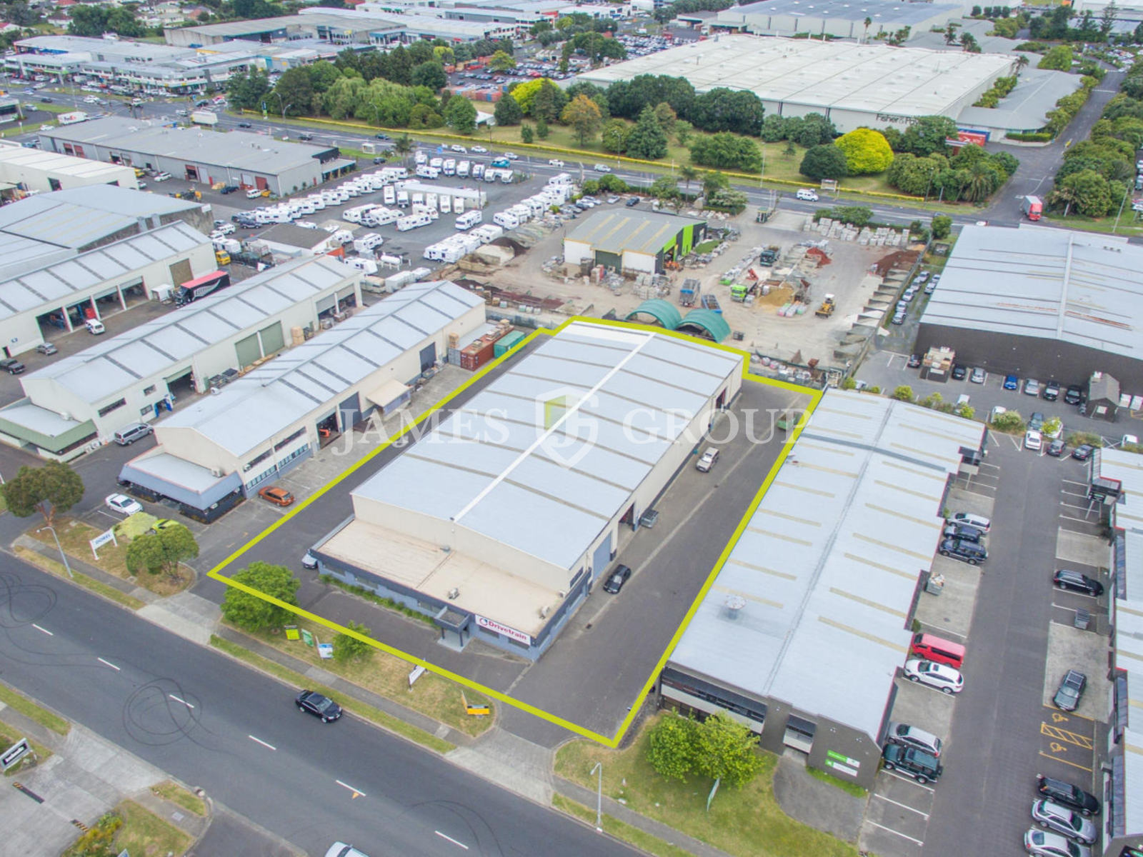 Drive-around Access & 7 Roller Doors | 1,681m²