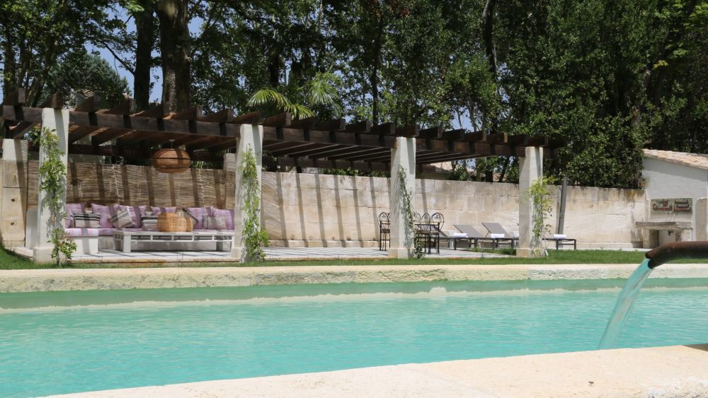 Photographs of Mas du Pianiste villa in Provence - Image 2 of 38