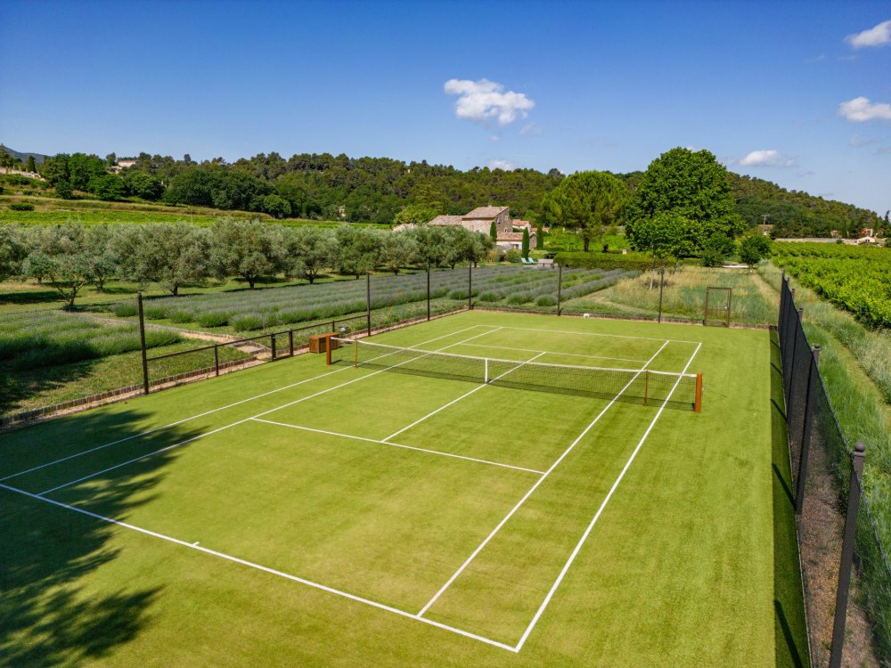 Photographs of Mas du Real villa in Provence - Image 17 of 36